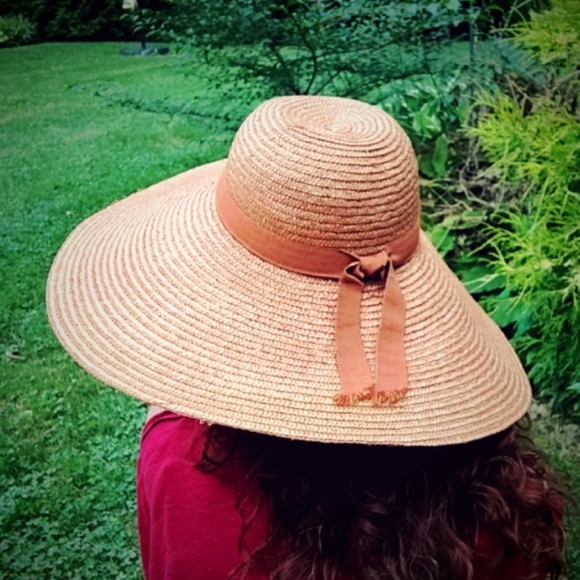 Vintage Oversized Straw Sun Hat- Made in Italy - Picture 4 of 7